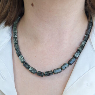 Серафинит бусы 47-52см. <br>04-1-162